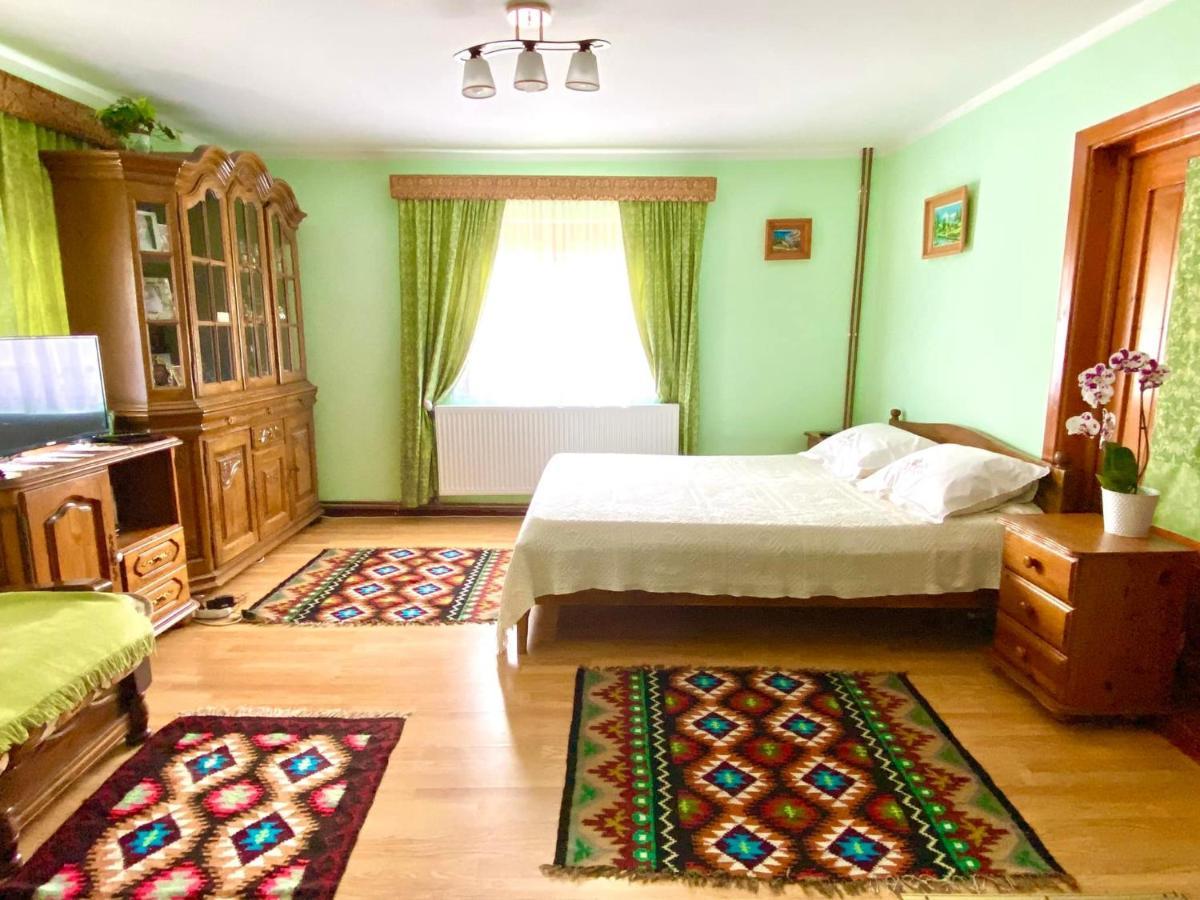 Casa Agroturistica Tarancuta Din Vatra Moldovitei Vatra Moldoviţei Exterior foto