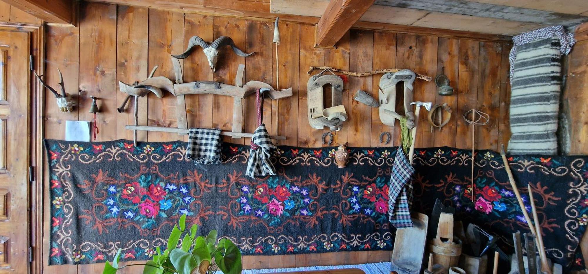 Casa Agroturistica Tarancuta Din Vatra Moldovitei Vatra Moldoviţei Exterior foto